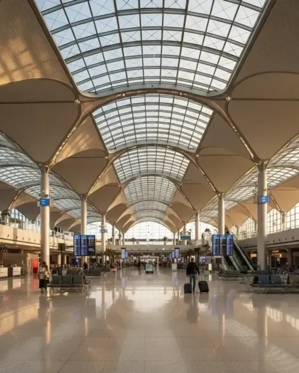 Turkey in 2026: Visa-Free Entry, Istanbul Layovers, and Lounges Worth the Wait